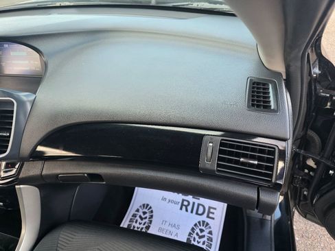 Used 2017 Honda Accord LX image 21