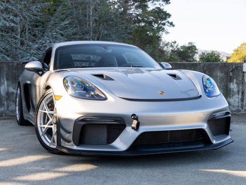 Certified 2025 Porsche 718 Cayman GT4 RS image 9