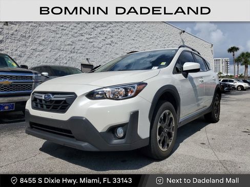 Used 2023 Subaru Crosstrek 2.0i Premium image 2