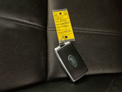 Used 2022 Land Rover Range Rover Evoque S image 26