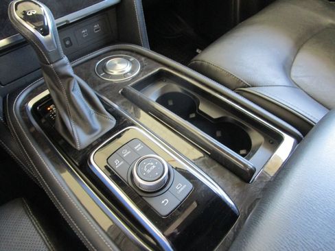 Used 2024 INFINITI QX80 Luxe RWD image 48