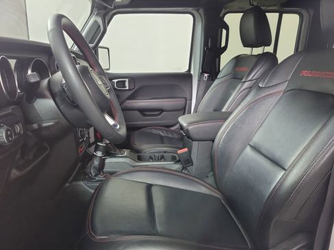 Used 2023 Jeep Gladiator Rubicon AWD/4WD image 12