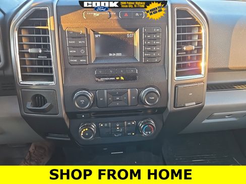 Used 2017 Ford F150 XLT image 4