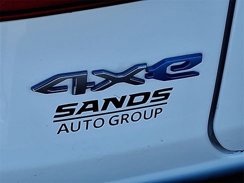 Used 2023 Jeep Wrangler Unlimited Sahara w/ Cold Weather Group image 32