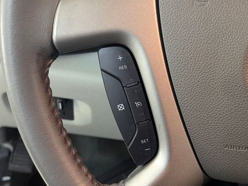 Used 2010 GMC Sierra 1500 SLE w/ Power Pack Plus image 17