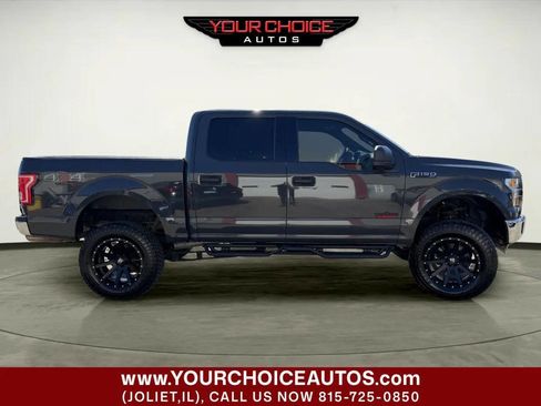 Used 2017 Ford F150 XLT image 9