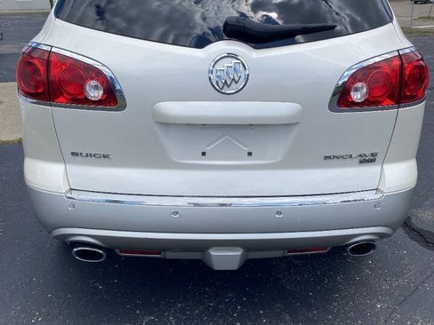 Used 2008 Buick Enclave CXL w/ Entertainment Package #2 AWD/4WD image 2