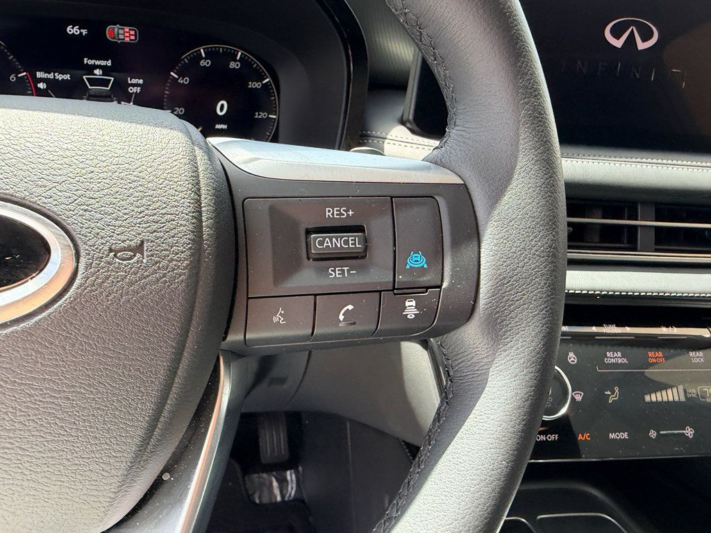 Certified 2026 INFINITI QX60 Luxe w/ Family Package AWD/4WD image 15