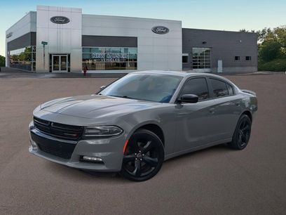 Used 2019 Dodge Charger SXT w/ Plus Group
