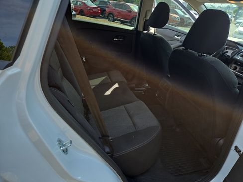 Certified 2026 Nissan Rogue SV FWD image 21