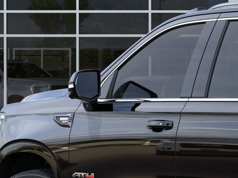 New 2026 GMC Yukon XL AT4 Ultimate w/ LPO, Floor Liner Package AWD/4WD image 12