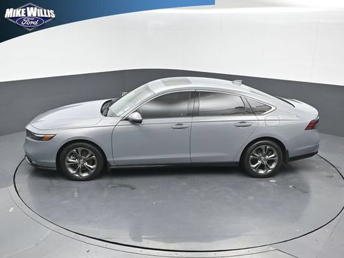 Used 2023 Honda Accord EX-L image 12