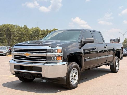 Used 2017 Chevrolet Silverado 2500 W/T AWD/4WD image 7