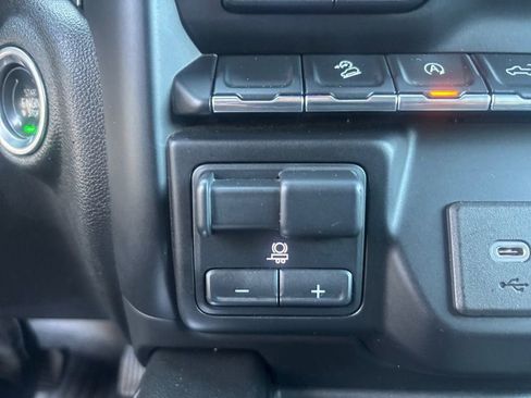 Used 2020 Chevrolet Silverado 1500 LT Trail Boss w/ Midnight Edition image 20