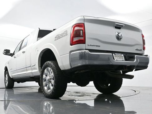 Used 2020 RAM 2500 Limited AWD/4WD image 45