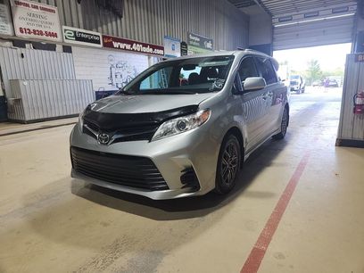 Used 2020 Toyota Sienna LE