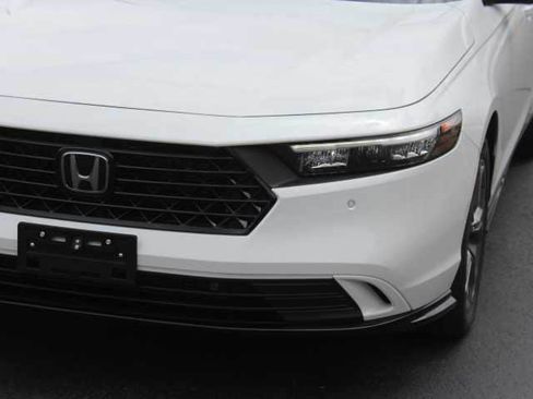 New 2025 Honda Accord EX-L image 15