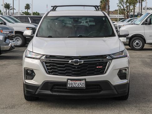 Used 2022 Chevrolet Traverse RS w/ LPO, Floor Liner Package FWD image 2