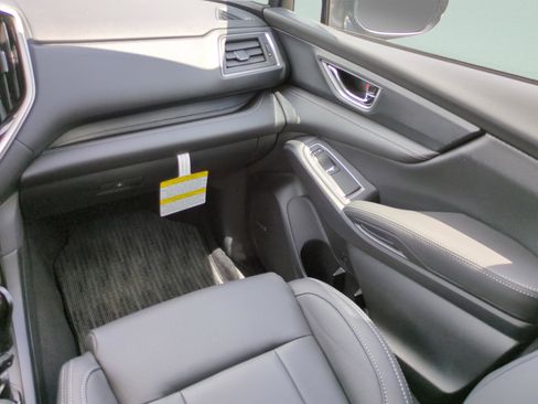 New 2026 Subaru Ascent Limited AWD/4WD image 15