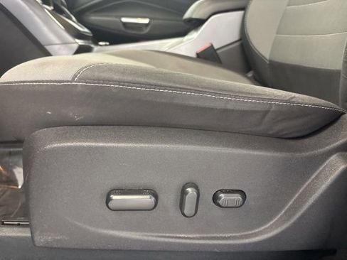 Used 2015 Ford Escape SE AWD/4WD image 16