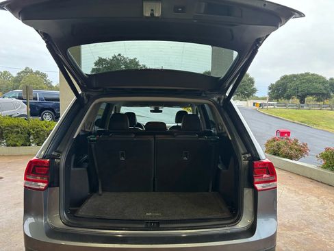 Used 2019 Volkswagen Atlas SE w/ Towing Package image 25