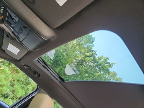 Certified 2025 Chevrolet Blazer Premier w/ Driver Confidence II Package image 23