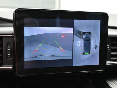 Used 2022 Ford Explorer ST-Line w/ Class IV Trailer Tow Package image 13