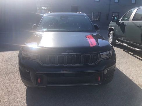 Used 2022 Jeep Grand Cherokee Trailhawk w/ ADV Protech Group II image 8