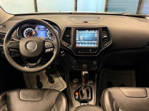 Used 2023 Jeep Cherokee Altitude Lux AWD/4WD image 9