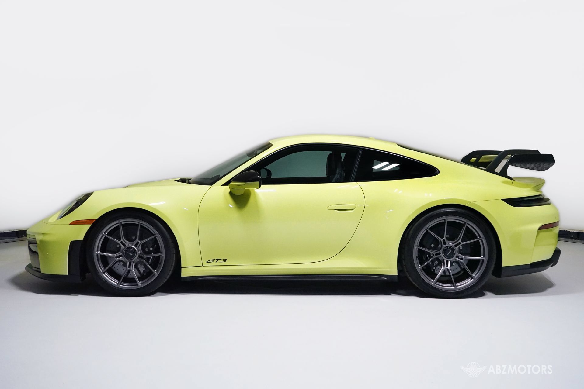 Used 2026 Porsche 911 GT3 RWD image 4