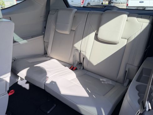 Used 2021 Volkswagen Atlas SE image 5