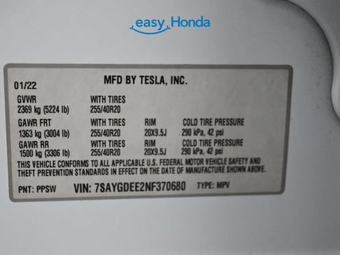 Used 2022 Tesla Model Y Long Range AWD/4WD image 16