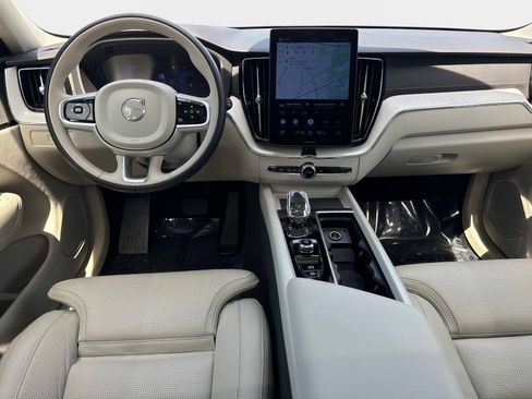 Certified 2026 Volvo XC60 B5 Ultra w/ Protection Package Premier image 17