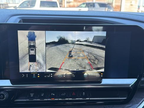 Used 2024 Chevrolet Silverado 2500 LTZ w/ LTZ Plus Package image 21