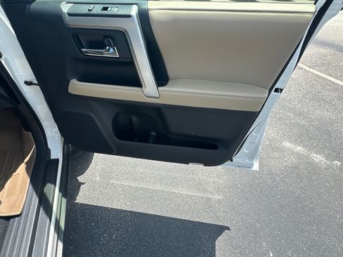 Used 2023 Toyota 4Runner SR5 Premium w/ Moonroof Package RWD image 14