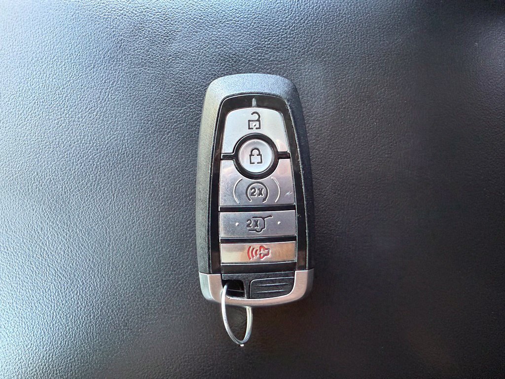 Used 2021 Ford Explorer XLT w/ Equipment Group 202A AWD/4WD image 25