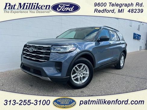 Used 2026 Ford Explorer Active AWD/4WD image 1