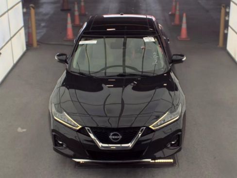 Used 2023 Nissan Maxima Platinum w/ Sport Mat Group FWD image 2