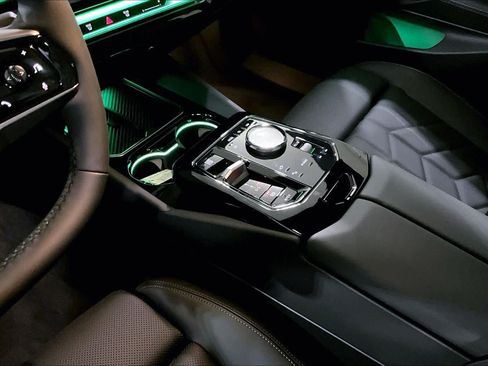 New 2027 BMW 530i xDrive AWD/4WD image 10