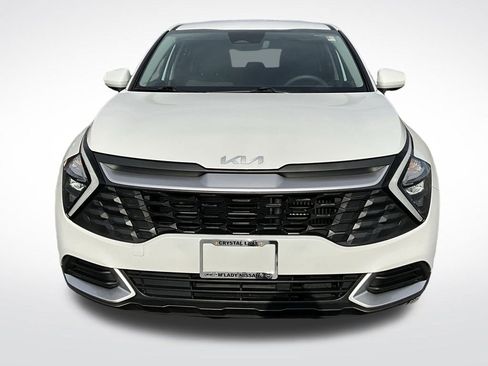 Used 2023 Kia Sportage LX image 9