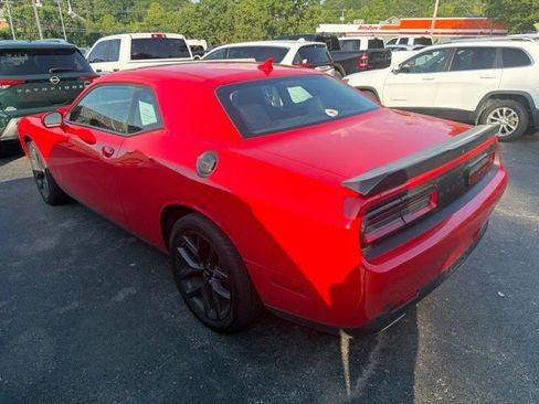 Used 2023 Dodge Challenger SXT w/ Plus Package RWD image 7