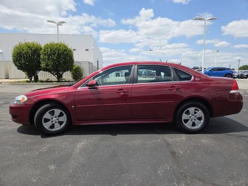 Used 2009 Chevrolet Impala LT FWD image 8