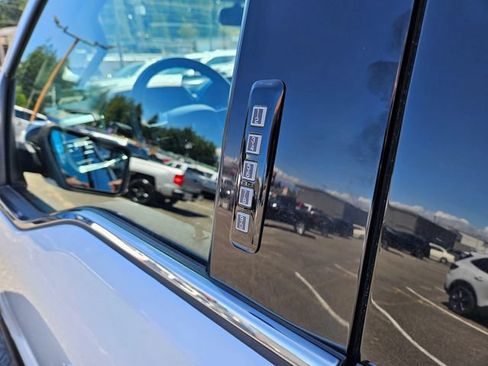 Used 2021 Ford F150 Lariat w/ Equipment Group 502A High AWD/4WD image 20