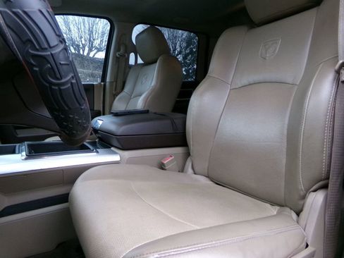 Used 2012 RAM 2500 Laramie image 10