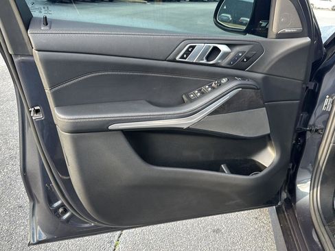 Used 2021 BMW X5 xDrive40i image 14