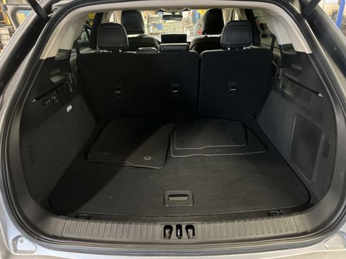 Used 2023 Lincoln Nautilus Reserve image 12