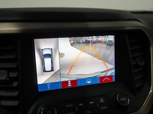 Used 2017 GMC Acadia Denali w/ Technology Package AWD/4WD image 29