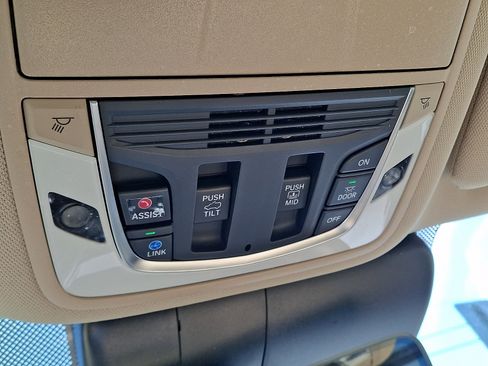 Certified 2024 Acura RDX SH-AWD image 27