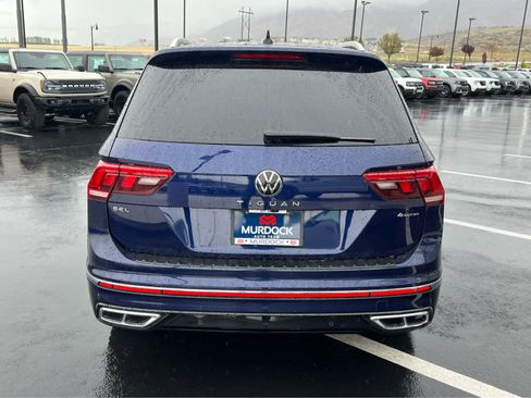 Used 2022 Volkswagen Tiguan SEL R-Line AWD/4WD image 9