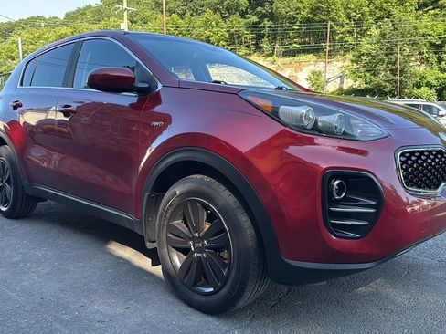 Used 2017 Kia Sportage LX AWD/4WD image 1